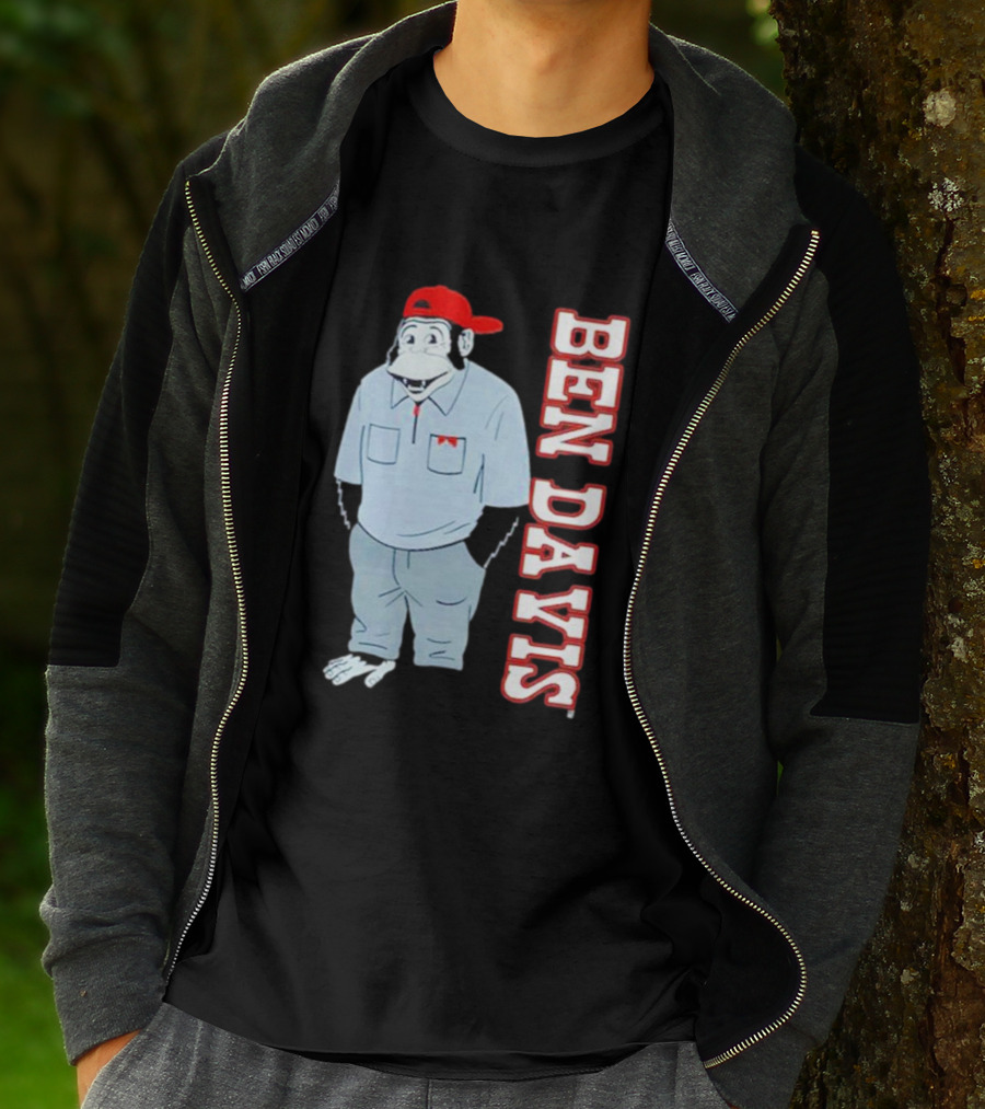 BEN DAVIS Monkey In Red Cap And Workwear T-Shirt
