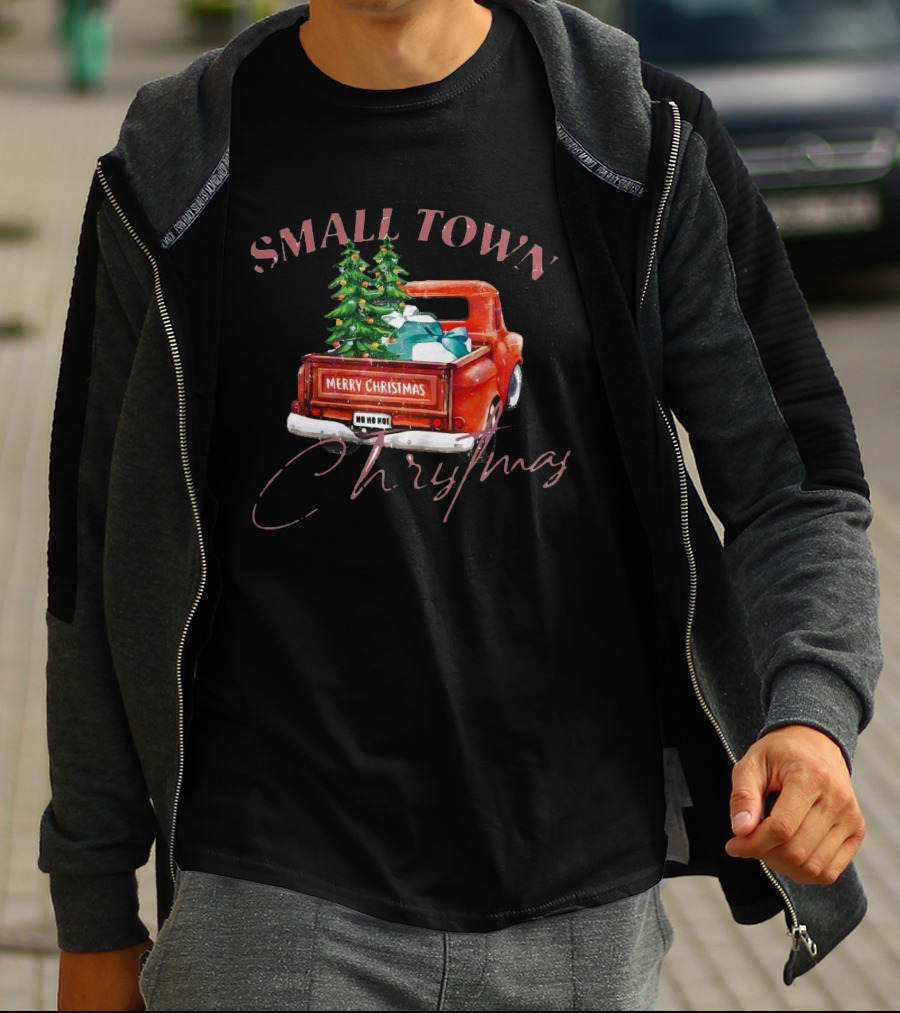 Small Town Merry Christmas Ho Ho Ho Vintage Truck With Trees And Gifts T-Shirt