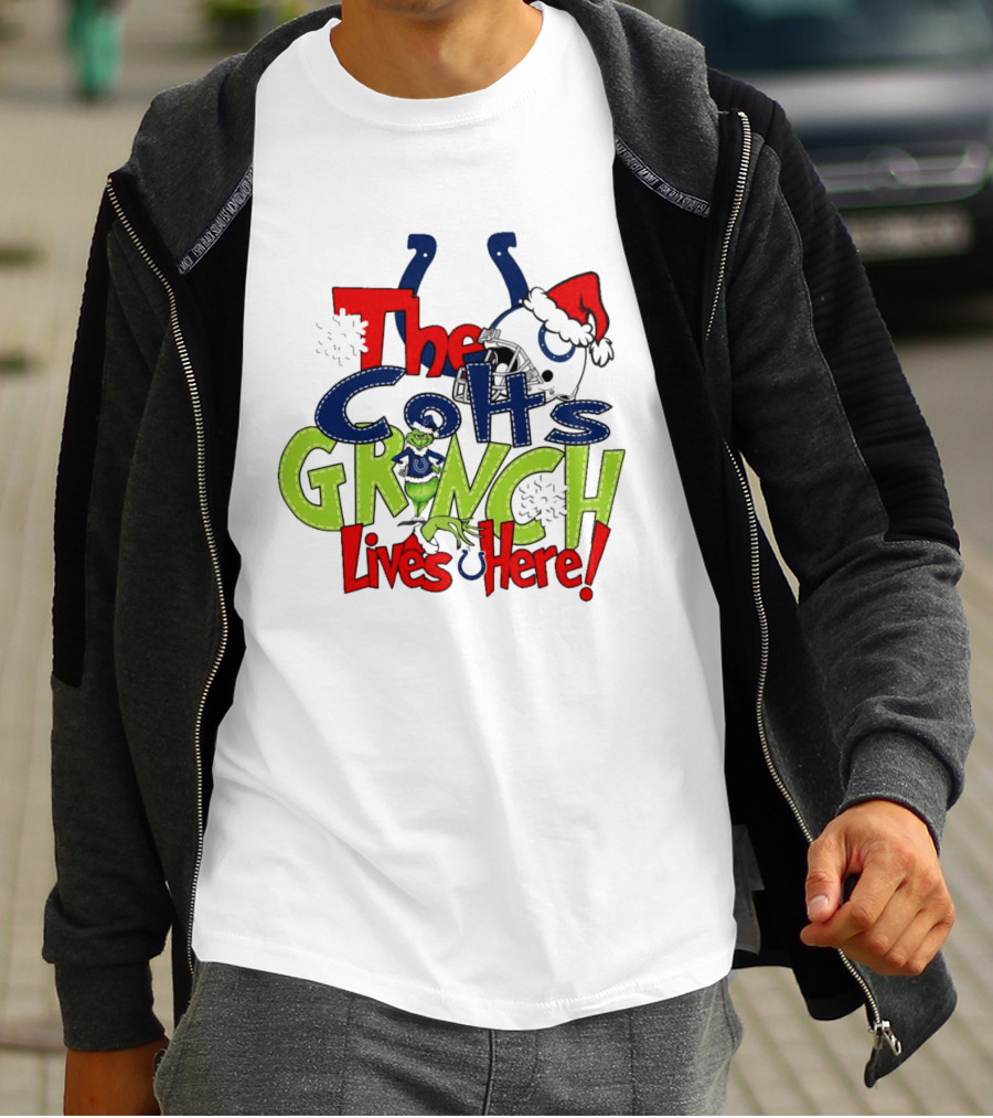 The Colts Grinch Lives Here Christmas Helmet Santa Hat T-Shirt