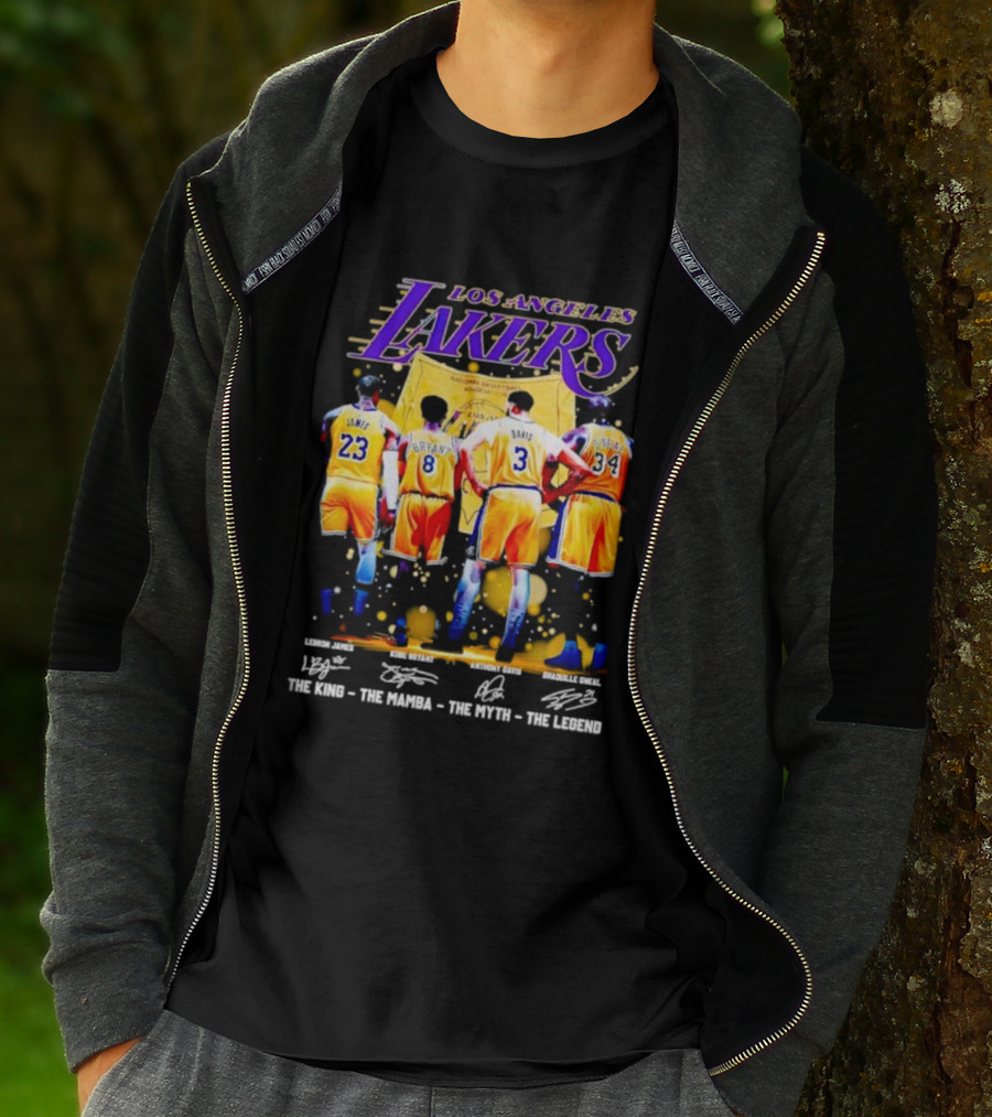 Los Angeles Lakers LeBron James Kobe Bryant Anthony Davis Shaquille O'Neal The King The Mamba The Myth The Legend T-Shirt