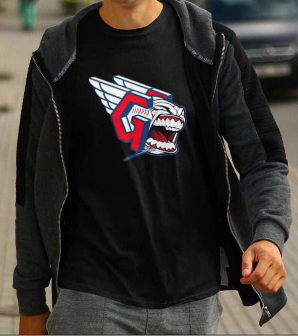 Cleveland Guardians Screaming G With Baseball Bat Wings T-Shirt