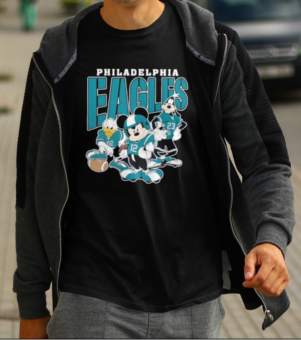 Philadelphia Eagles Mickey Donald Goofy Football Team T-Shirt
