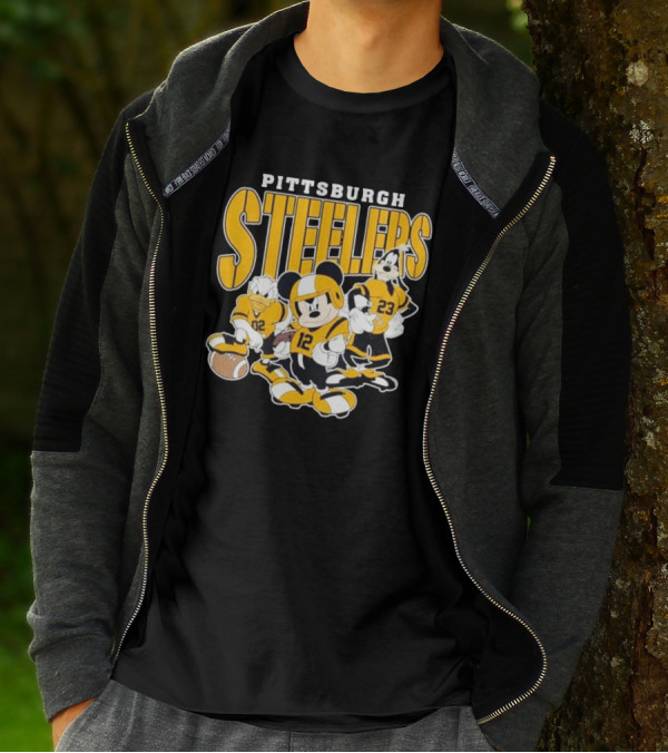 Pittsburgh Steelers Mickey Mouse Donald Duck Goofy Football Team T-Shirt