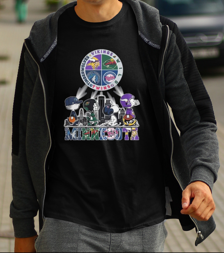 Snoopy Minnesota Vikings Timberwolves Wild Twins Cityscape T-Shirt