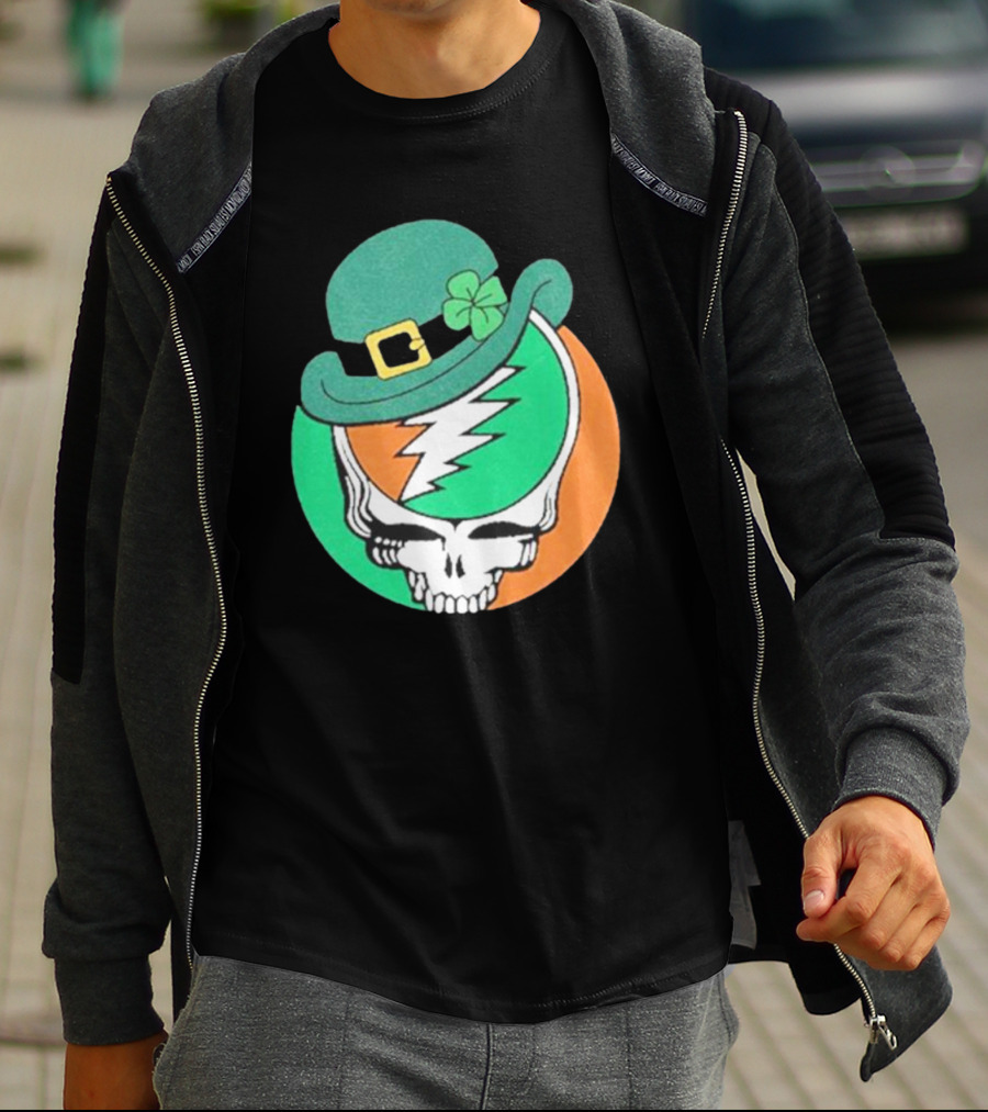 Happy St. Patrick’s Dead And Company Limited Skull In Shamrock Hat With Lightning Bolt T-Shirt