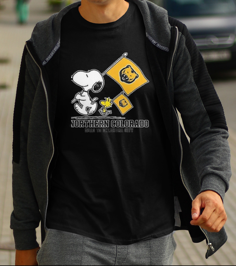 Snoopy Northern Colorado Bears Road To Oklahoma City Flags T-Shirt