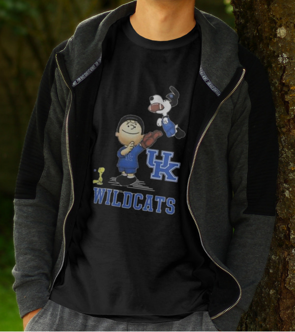 Snoopy Charlie Brown Woodstock UK Wildcats Peanuts T-Shirt