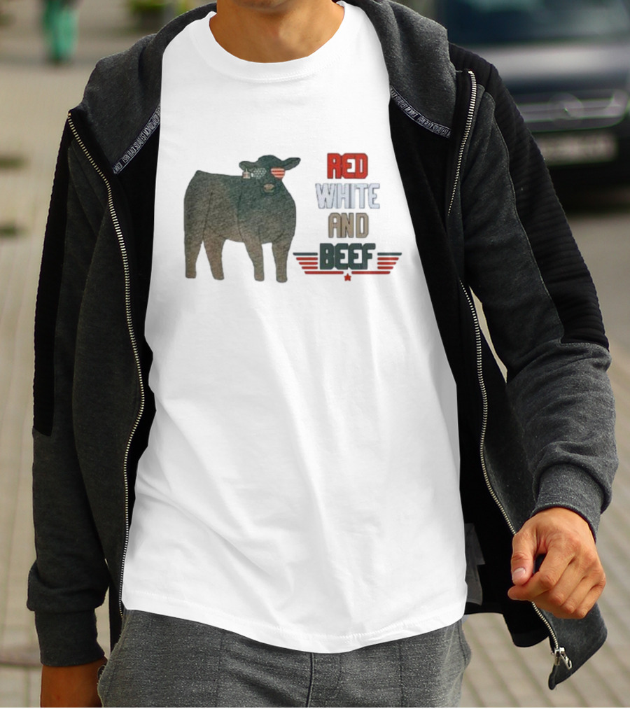 Red White And Beef American Cattle With Patriotic Sunglasses T-Shirt