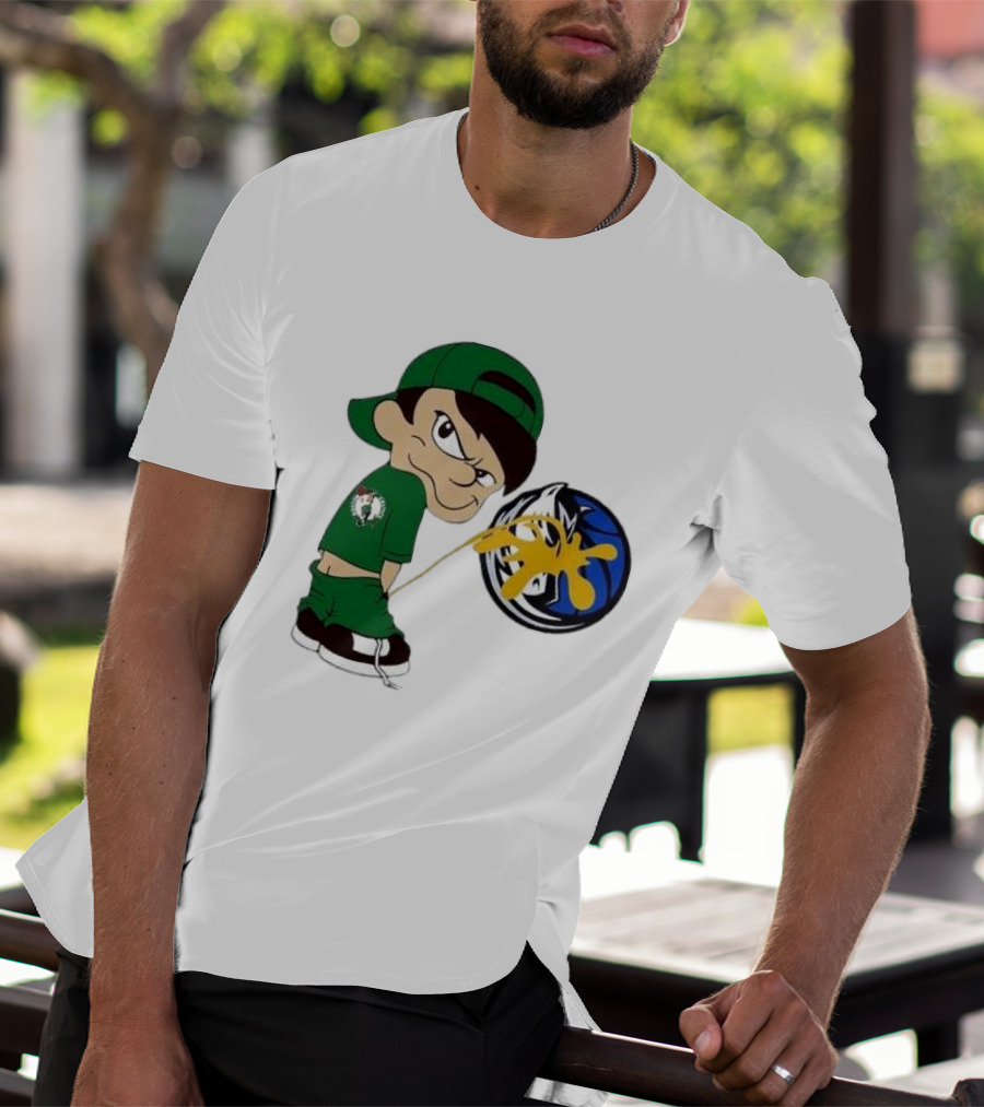 Little Boy Boston Celtics Piss On Dallas Mavericks Logo T-Shirt