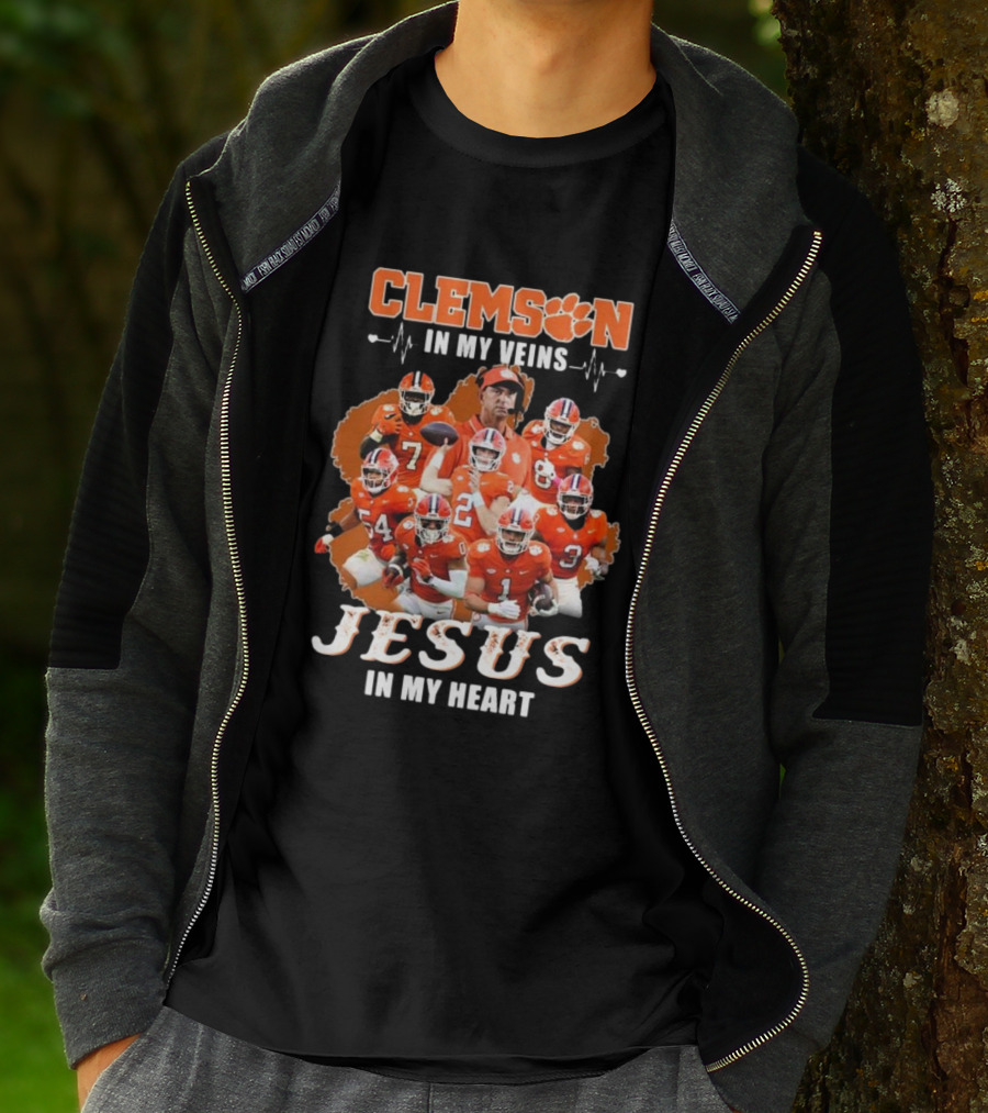 Clemson In My Veins Jesus In My Heart Football Team Collage T-Shirt