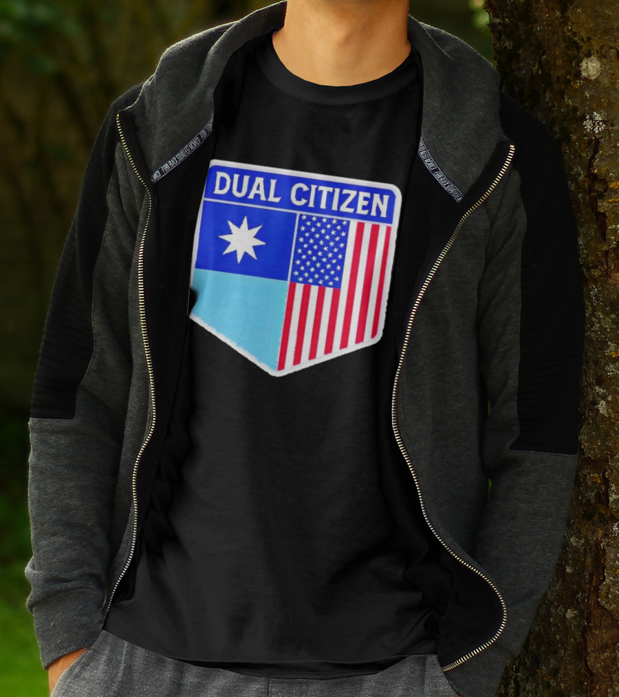 Dual Citizen Of Minnesota And USA Flag Badge T-Shirt