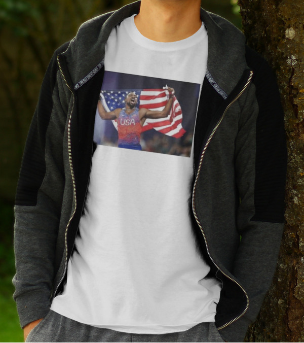 USA Track Champion Noah Lyles Celebrates 100M Victory Paris Olympics T-Shirt