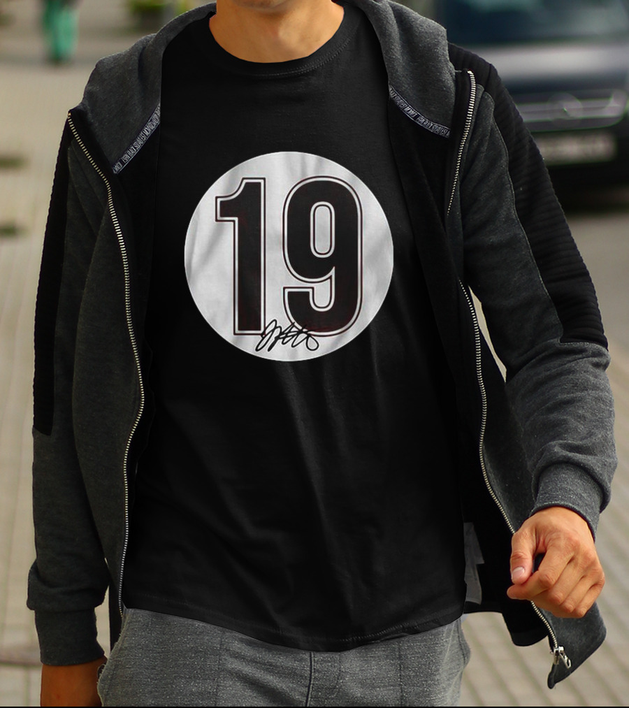 19 Joey Votto Signature T-Shirt