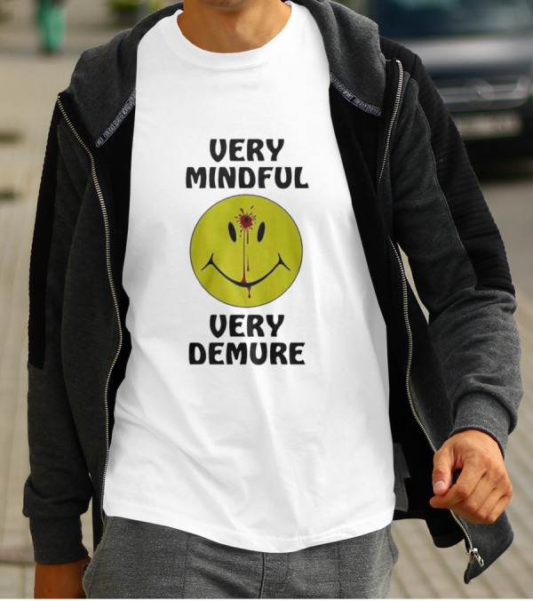 Very Mindful Very Demure Bloodied Smiley Face Icon T-Shirt
