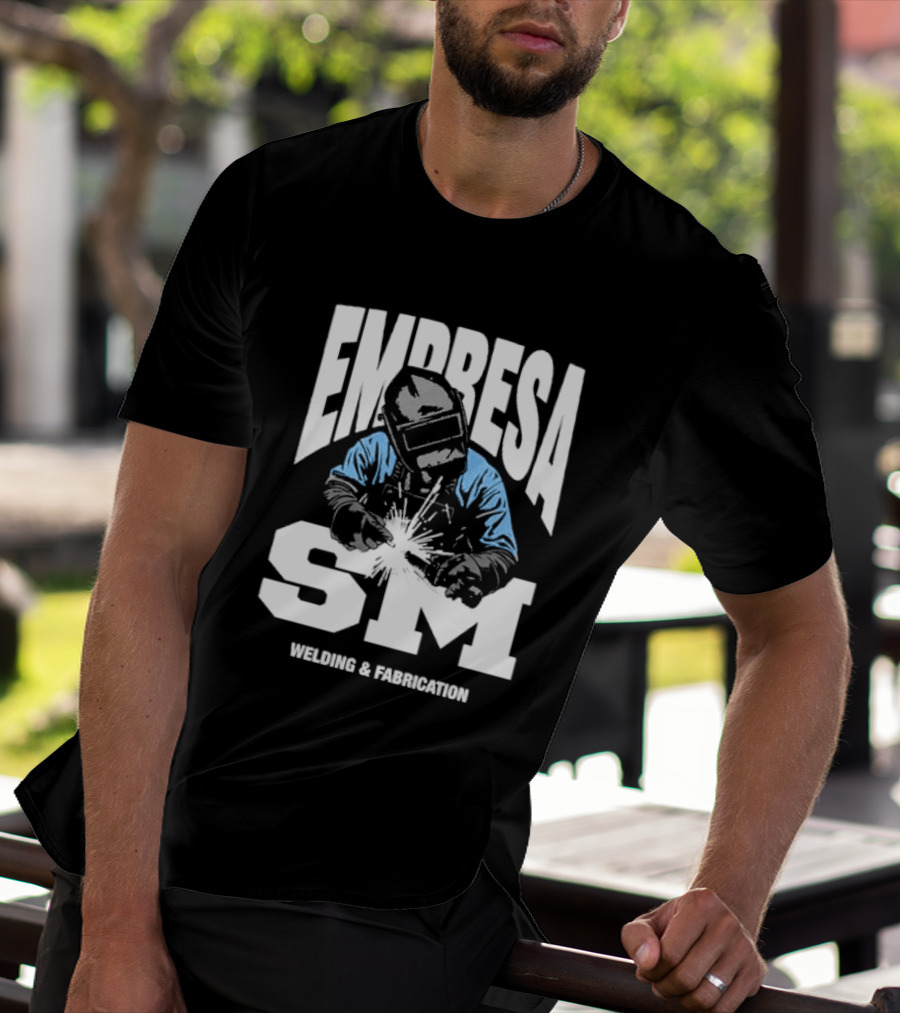 EMPRESA SM Welding And Fabrication Welder Iconic T-Shirt