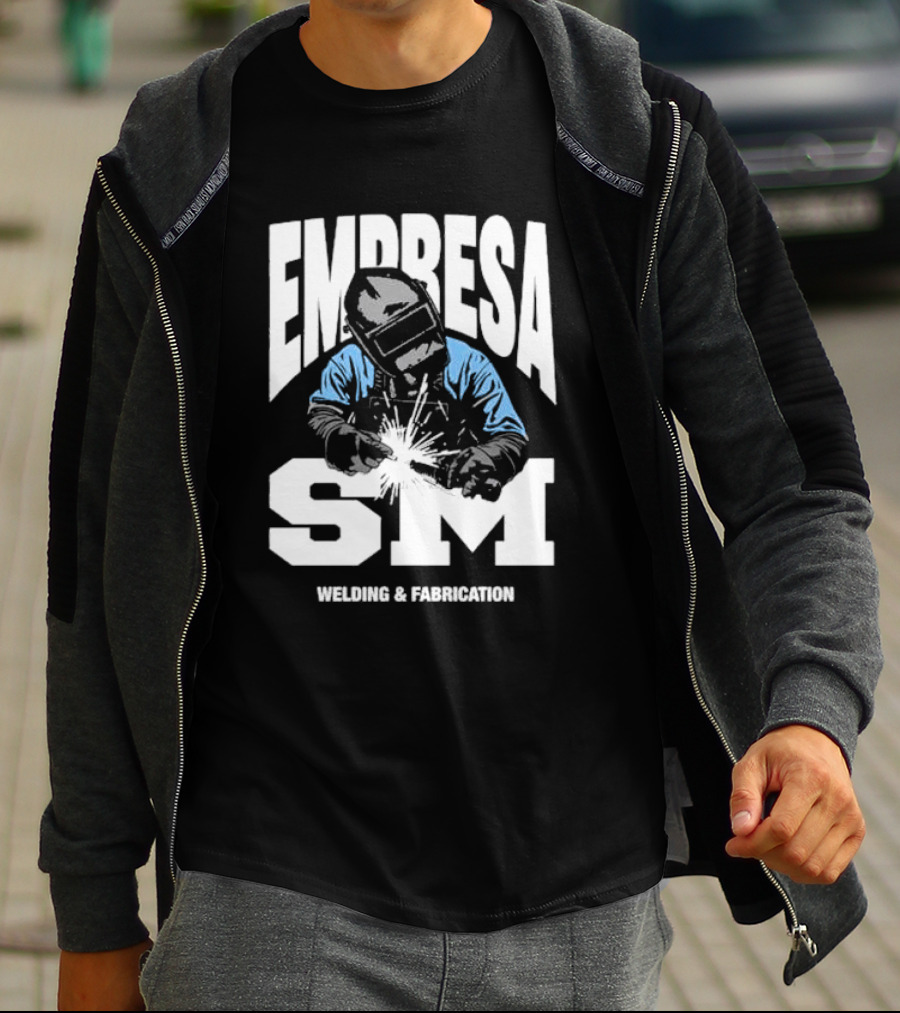 EMPRESA SM Welding And Fabrication Welder Iconic T-Shirt
