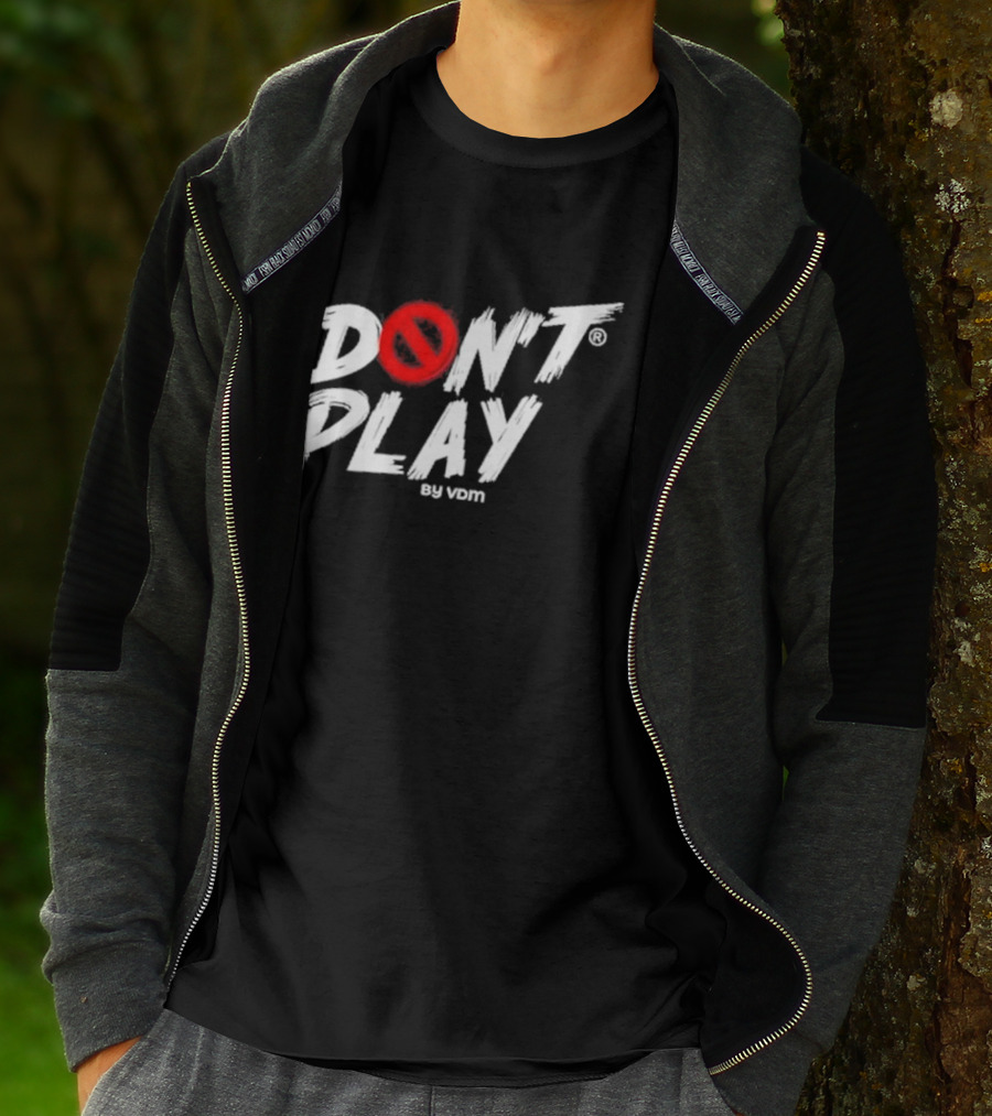 Martins Vincent Otse Don't Play VDM Red Circle T-Shirt