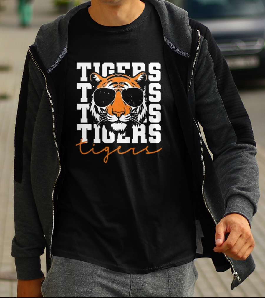 Tigers Sunglasses Cool Athletic T-Shirt