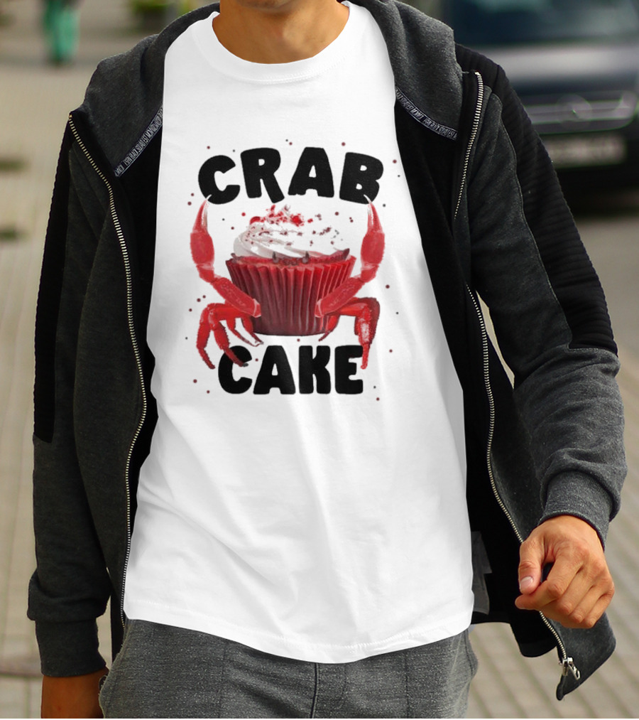 CRAB CAKE Strawberry Cream Cupcake T-Shirt