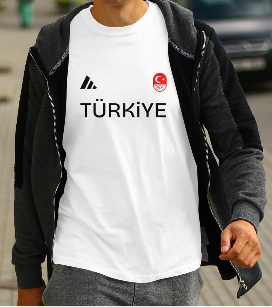 Türk Sporları Türkiye Olimpiyatları Bayrağı T-Shirt