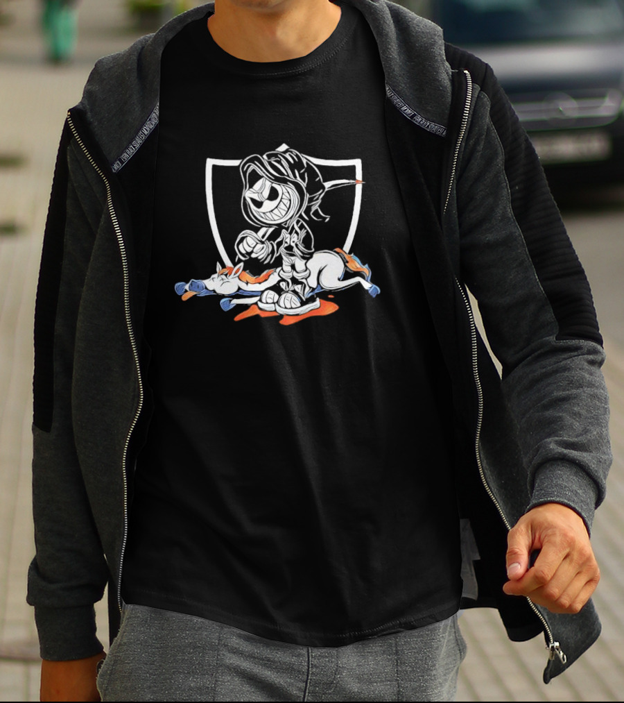 Raiders Fan Art Broncos Rivalry 'No Love For Denver' T-Shirt