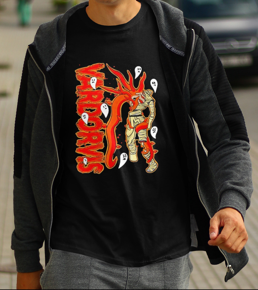 Vardorvis Mummy With Ghosts Foxes T-Shirt