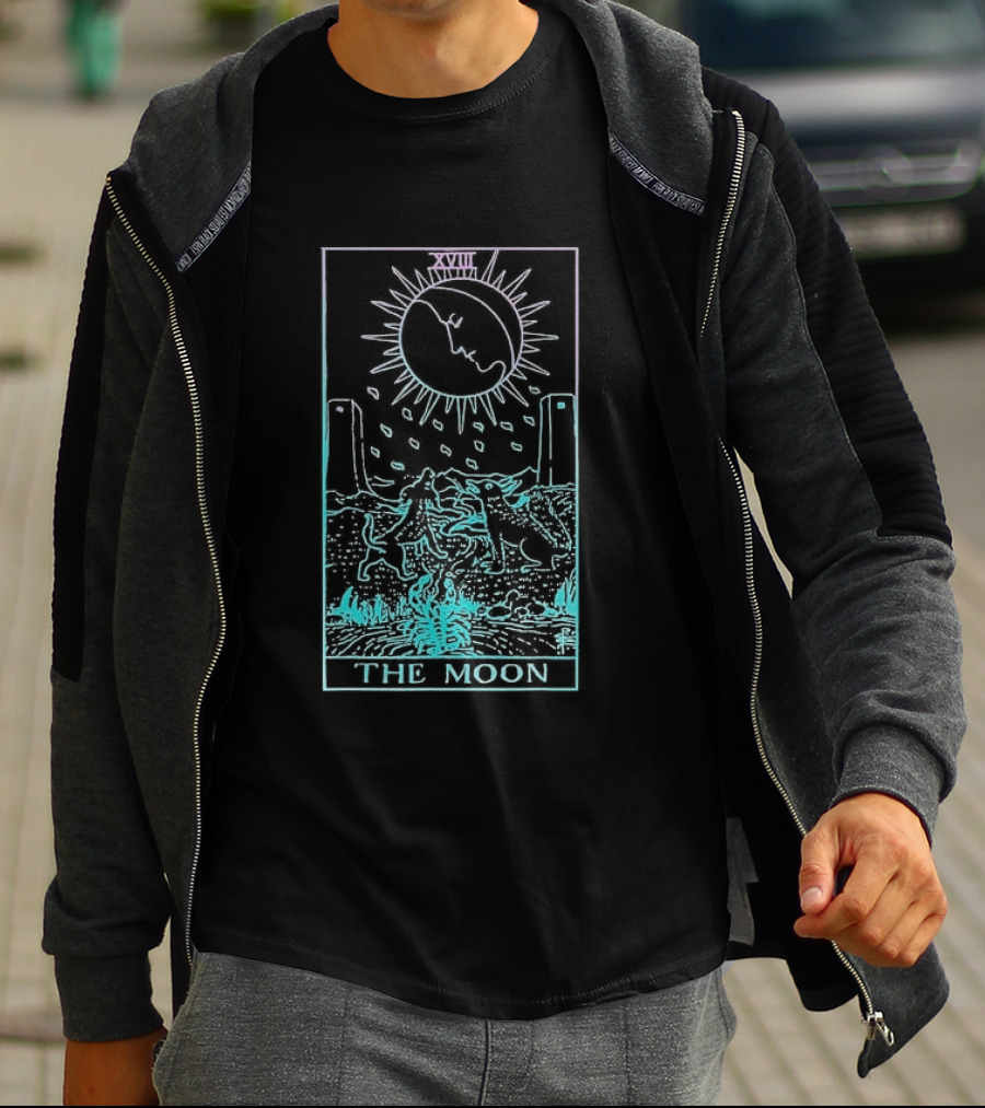 The Moon Tarot Card Waite Witchy Creepy Cool XVIII T-Shirt