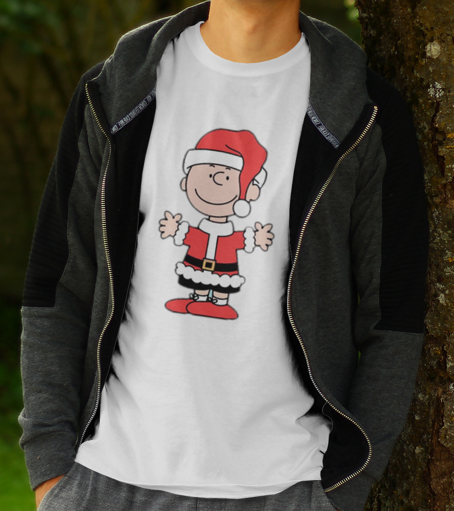 Charlie Brown Peanuts Christmas Santa Hat Holiday T-Shirt
