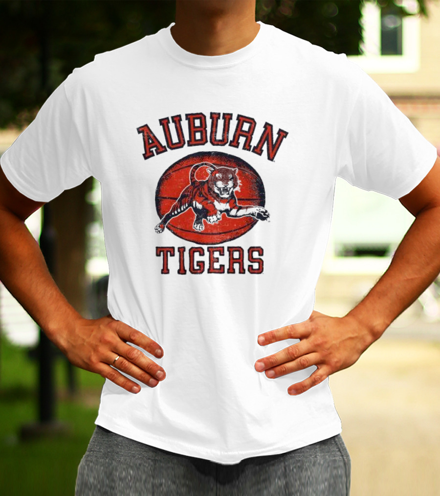 Auburn Tigers Vintage Basketball Tiger Ball T-Shirt