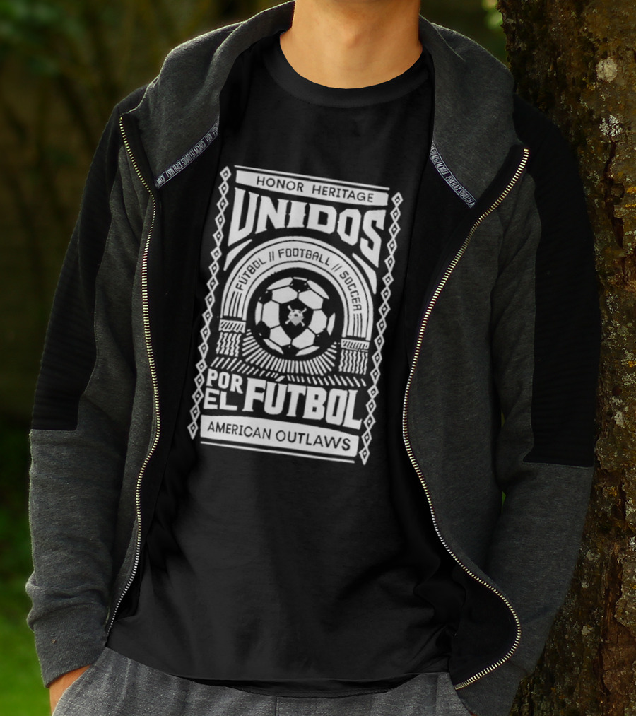 HONOR HERITAGE UNIDOS POR EL FUTBOL AMERICAN OUTLAWS FOOTBALL SOCCER T-Shirt