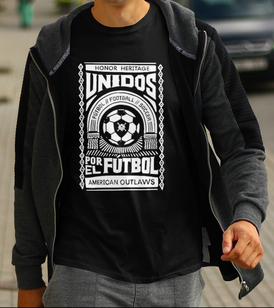 HONOR HERITAGE UNIDOS POR EL FUTBOL AMERICAN OUTLAWS FOOTBALL SOCCER T-Shirt