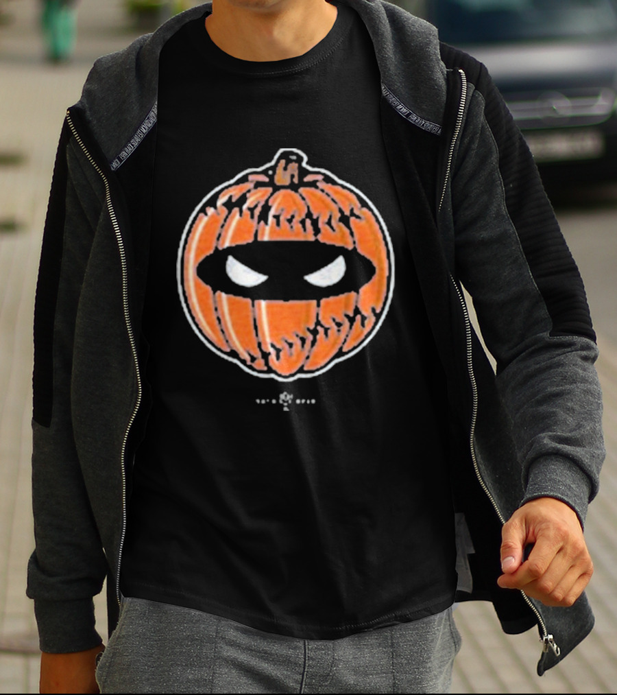 Pitching Ninja Playoff Pumpkin Jack-O'-Lantern Eyes T-Shirt
