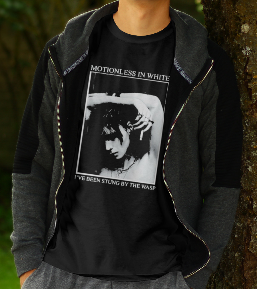 Motionless In White I've Been Stung By The Wasp Monochrome Portrait Image T-Shirt