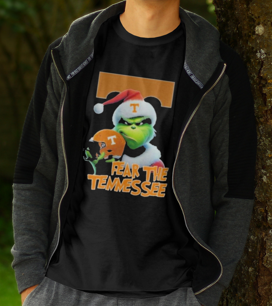 Fear The Tennessee Volunteers Grinch Football Helmets T-Shirt