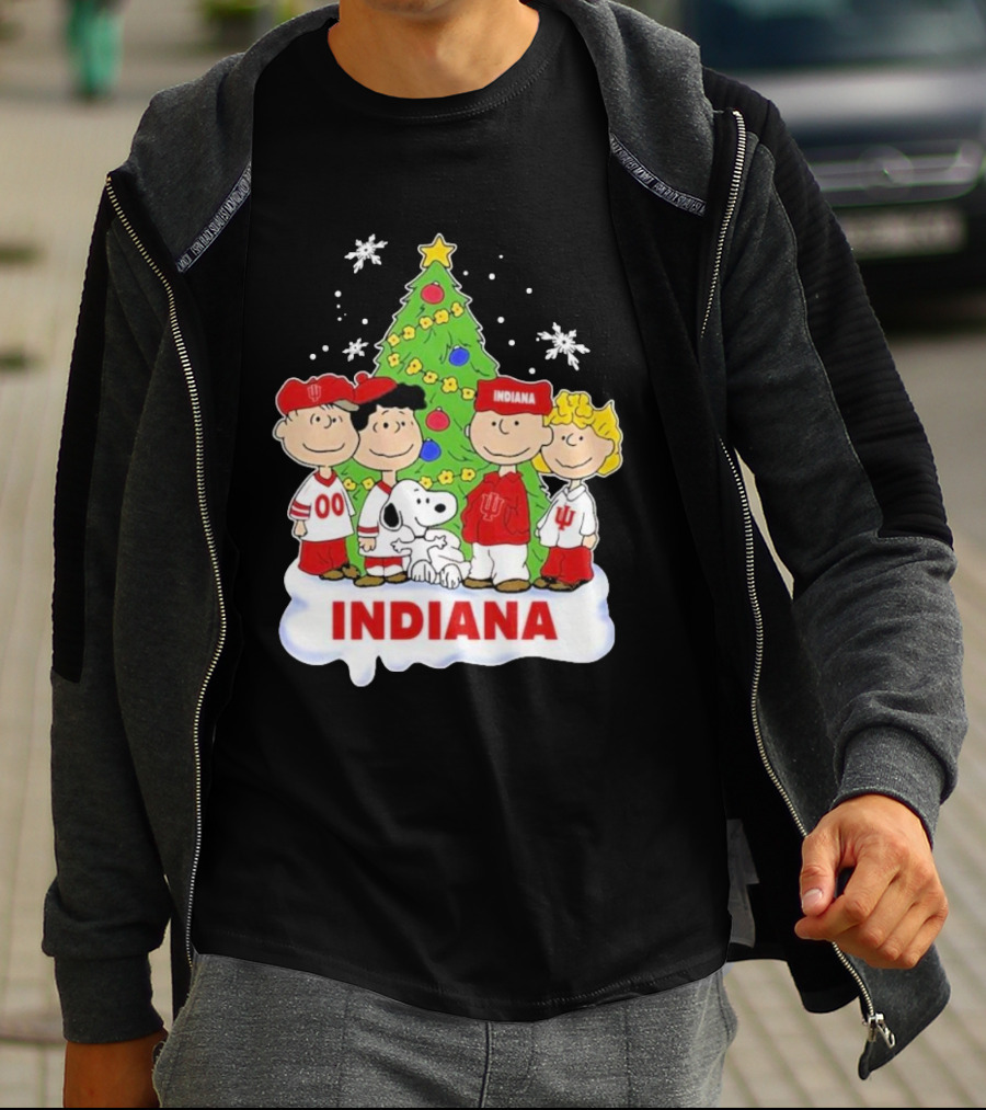 Indiana Hoosiers Snoopy Peanuts Christmas Tree Charlie Brown Lucy Linus T-Shirt