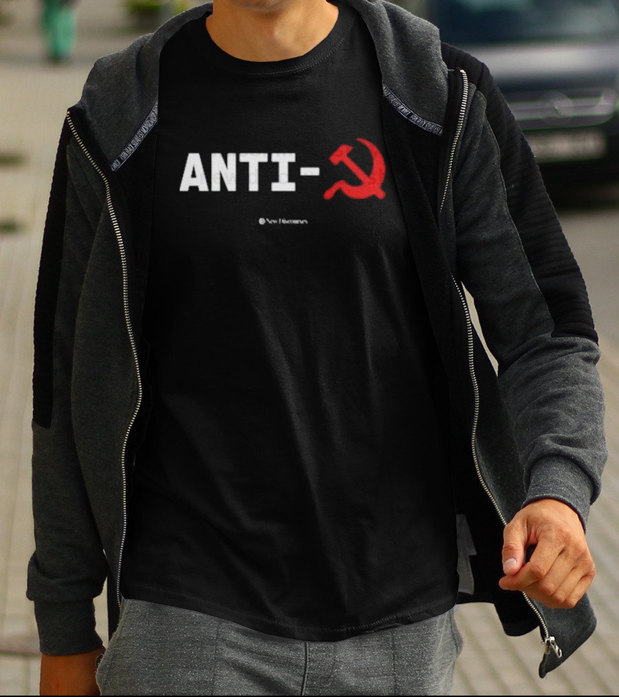 ANTI-COMMUNISM SYMBOL NEW DISCOURSES T-Shirt
