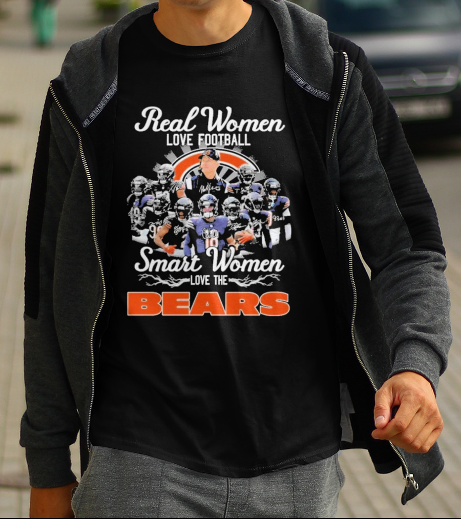 Real Women Love Football Smart Women Love The Bears T-Shirt
