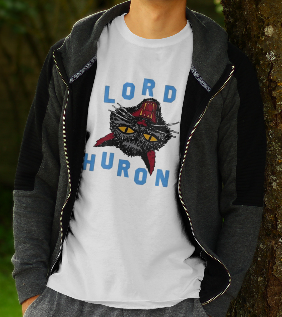 LORD HURON Upside Down Cat T-Shirt
