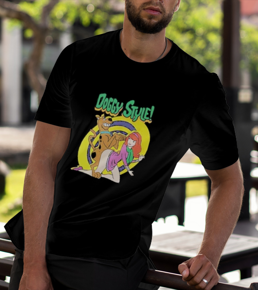 Scooby-Doo Doggy Style Daphne T-Shirt