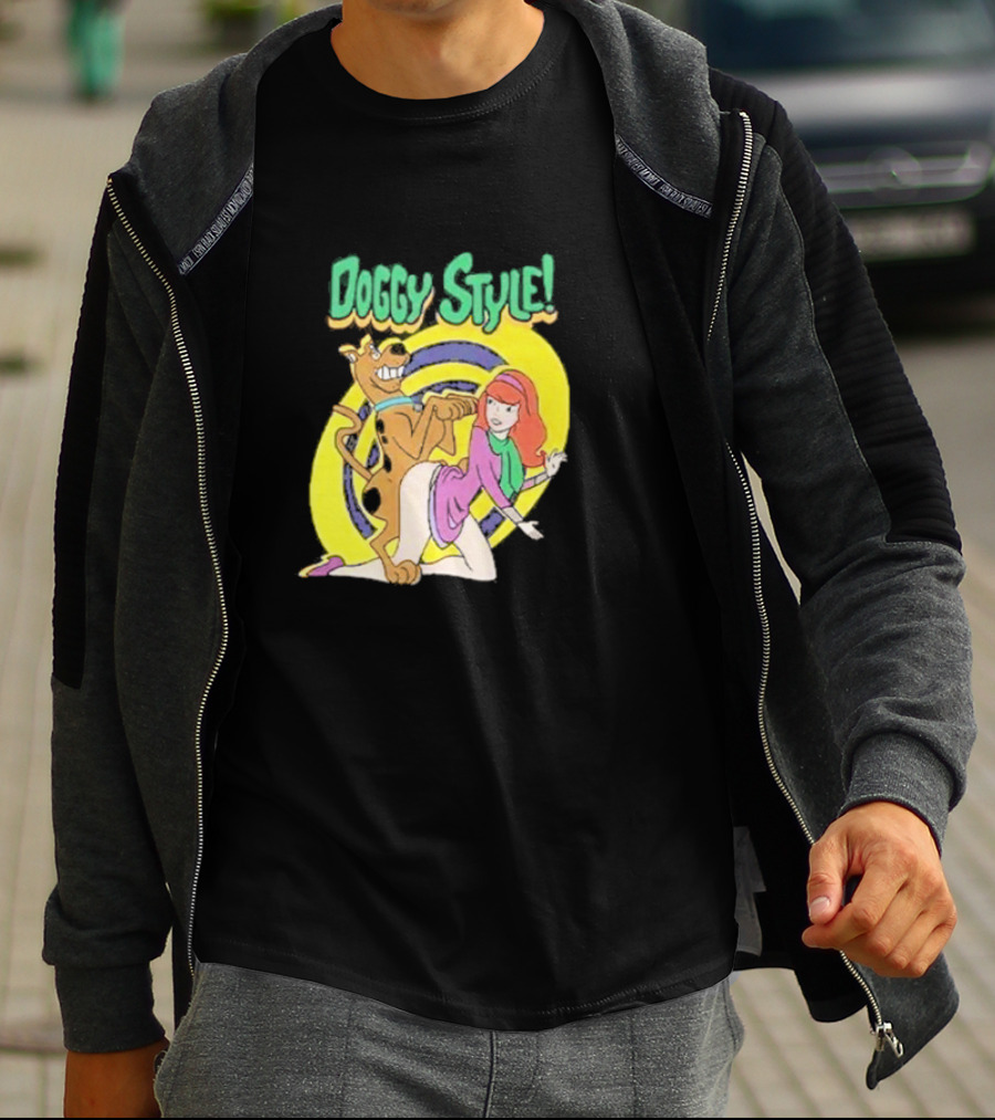 Scooby-Doo Doggy Style Daphne T-Shirt