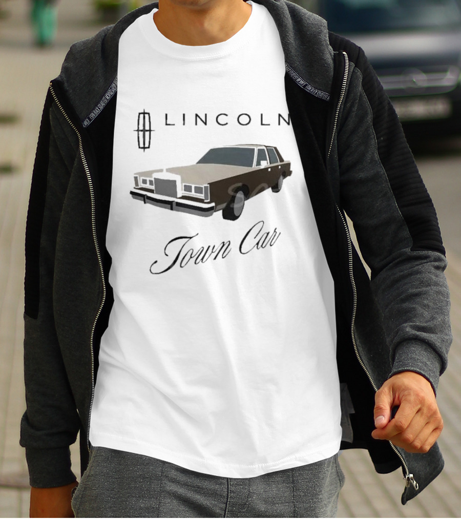 Lincoln Town Car Vintage Sedan Icon T-Shirt