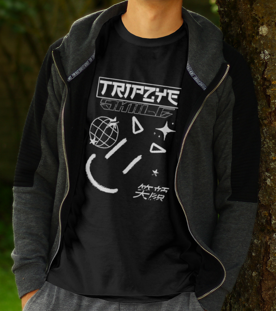 Tripzye Smile Globe With Stars And Smiley Elements 笑顔 T-Shirt