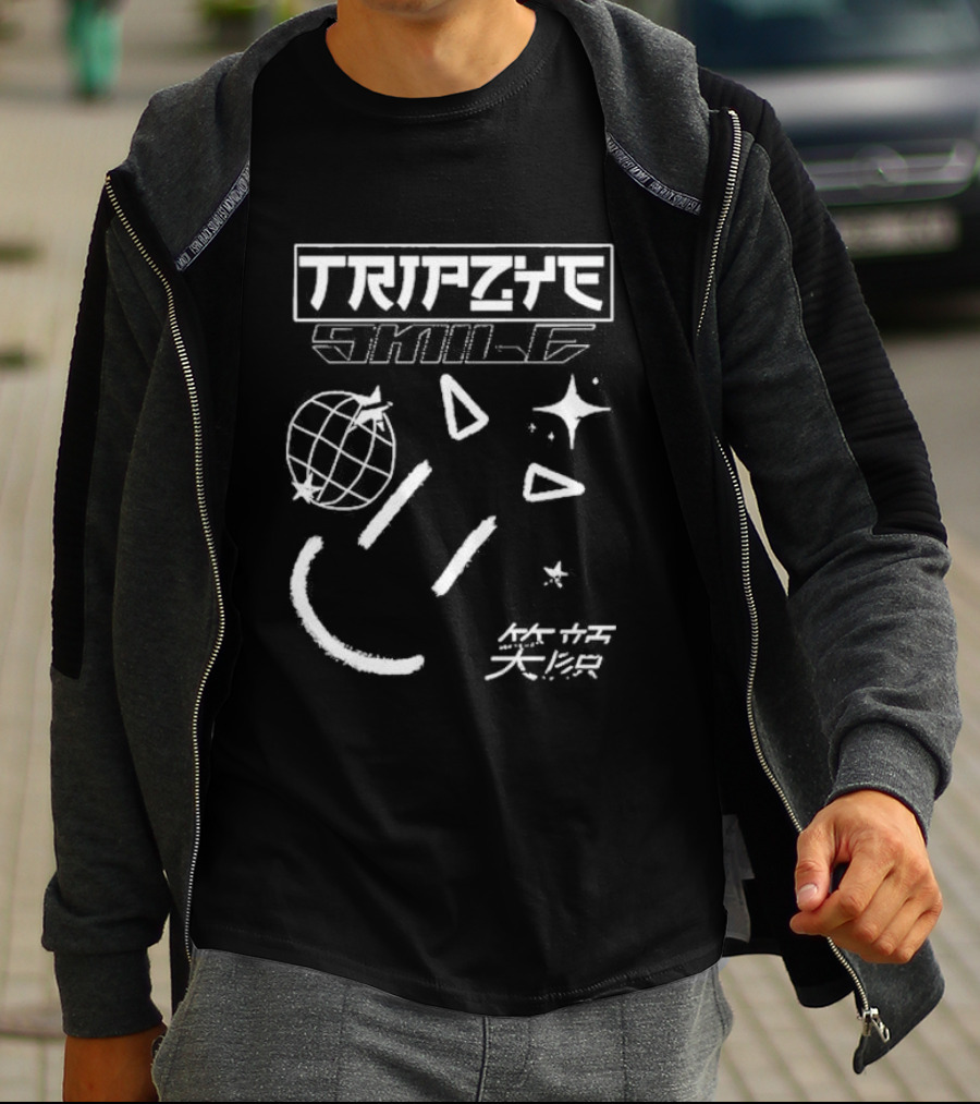 Tripzye Smile Globe With Stars And Smiley Elements 笑顔 T-Shirt