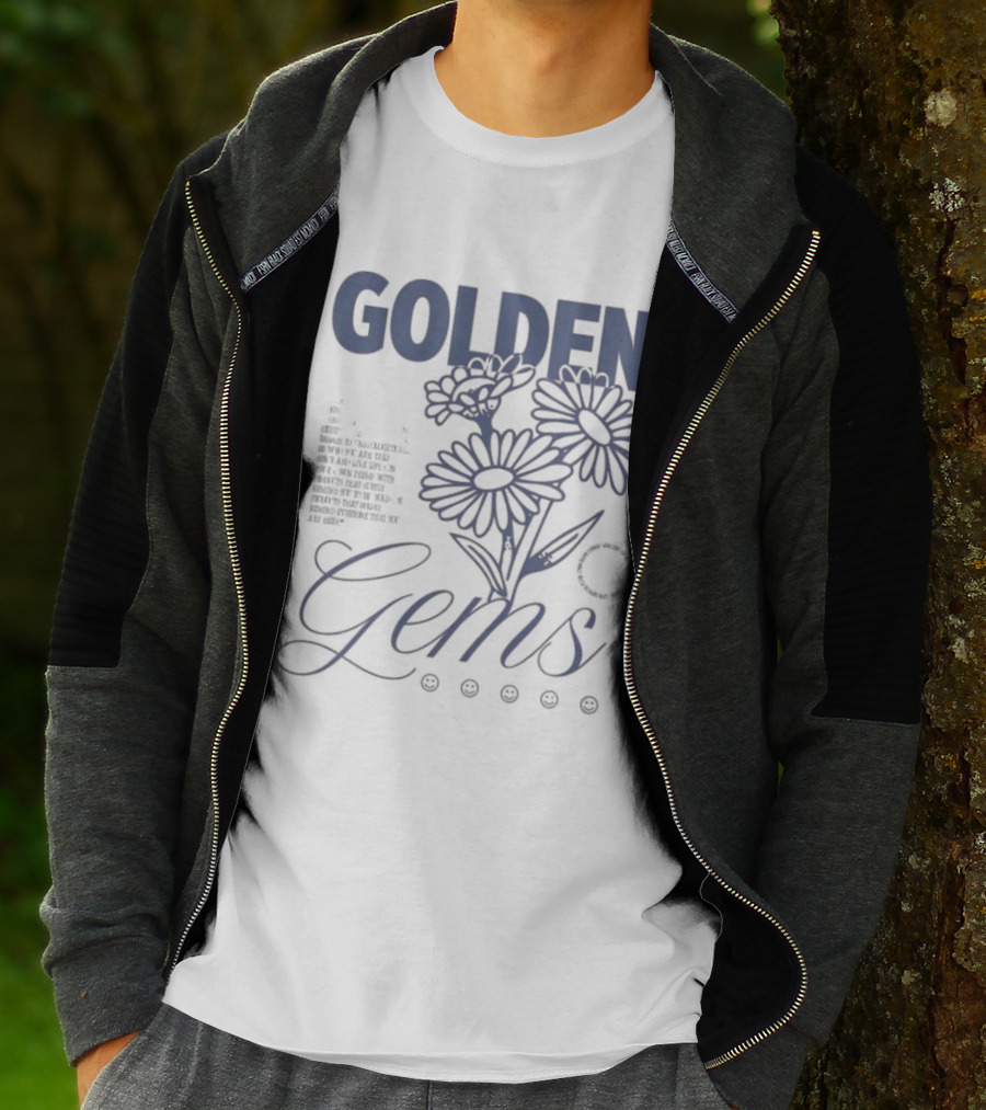 Golden Gems Smiley Daisy Manifesto T-Shirt