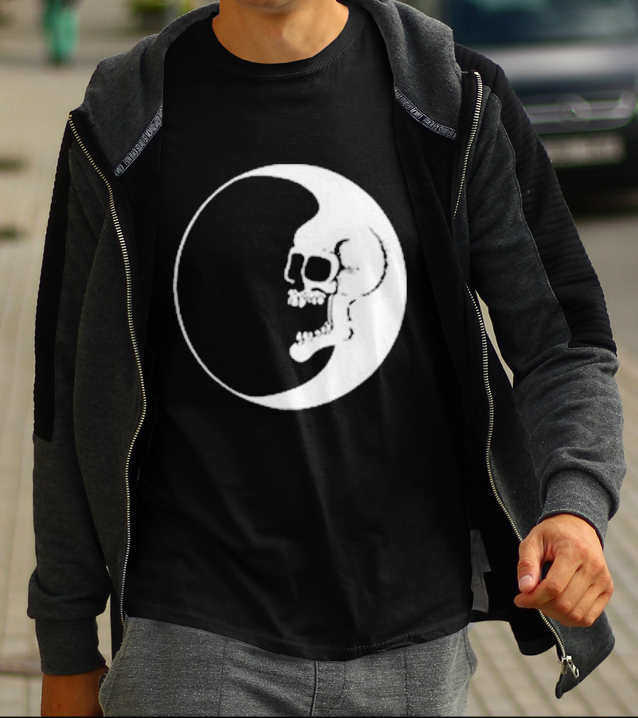 Zero Dead Moon Skull Crescent T-Shirt