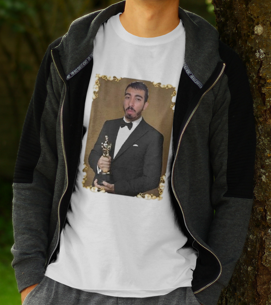 Saleh Jafarawi Mr Fafo Oscar Statue Award Winner T-Shirt
