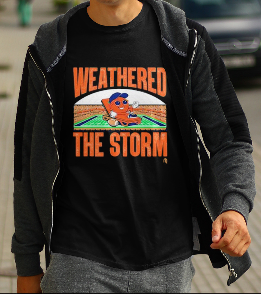 Syracuse Orange Weathered The Storm Lounge Mascot On Field T-Shirt