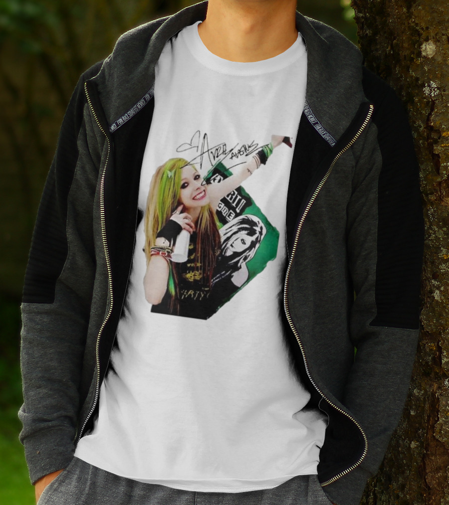 Avril Lavigne Signature Charity Me Img Green Energy Vibe T-Shirt