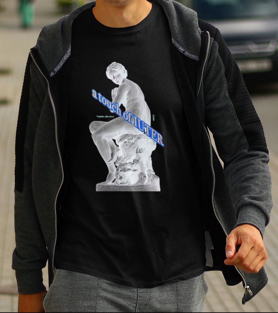 Nymph A Touch Of Iuter Collezione Primavera Estate 2025 Insieme Dal 2002 Statue T-Shirt