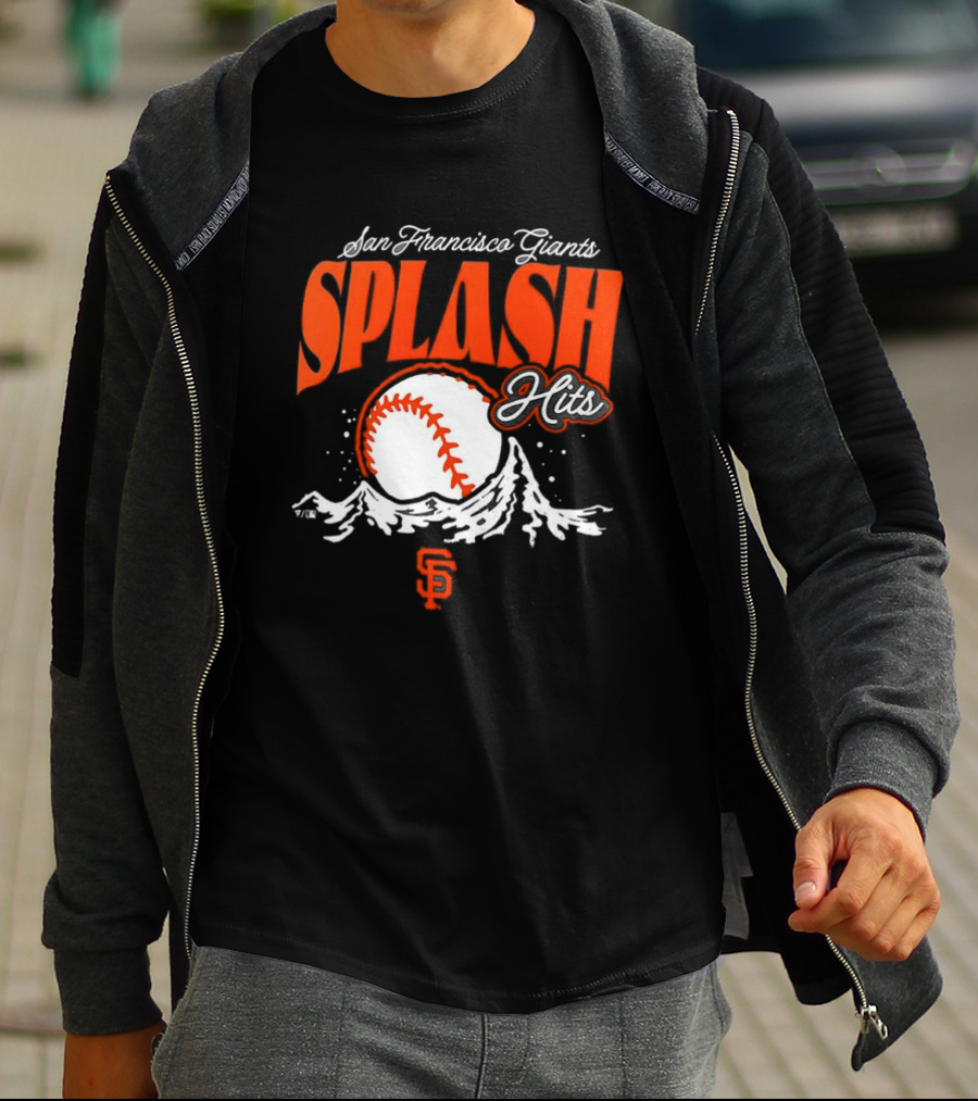 San Francisco Giants Splash Hits Baseball Waves And Number 9 T-Shirt